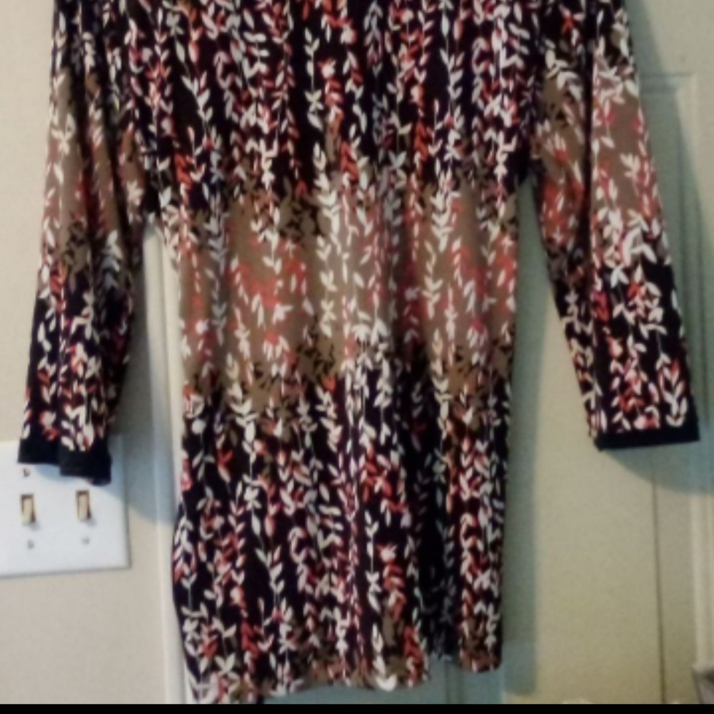Multicolored Blouse - Picture 3 of 4